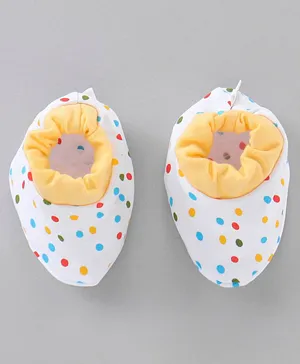 Babyhug 100% Cotton Knit Mittens & Booties Set Space Print- White