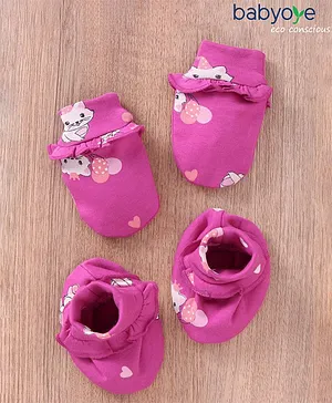 Babyhug 100% Cotton Mittens And Booties Floral Print- Multicolor