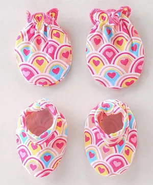 Babyhug 100% Cotton Knit Space Theme Printed Mittens & Booties - Light...