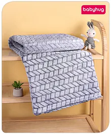 New Comers Milestone Blanket And Props For Baby'S...