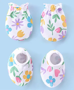 Ben Benny Interlock Knit Mittens & Booties Set with Sun Print Pack...