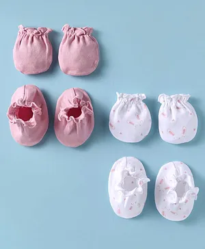 Child World Cotton Knit Interlock Traffic Printed Mittens & Booties...