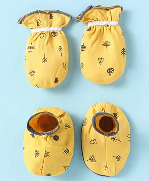 Ben Benny 100% Cotton Knit Mittens with Solid Star Bear Print  Pack...