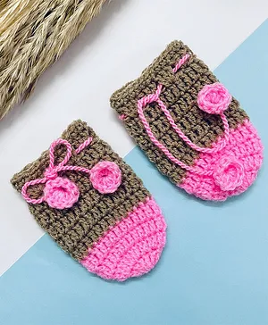 Knits & Knots Woollen Blend Colour Blocked Handmade Mittens - Blue &...