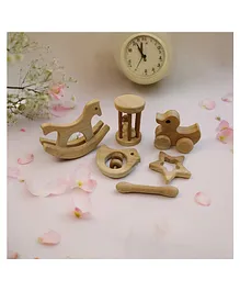 Kicks & Crawl Hand Teether - Pink