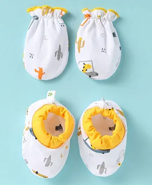 Babyhug 100% Cotton Knit Mittens & Booties Set with Airplane Print -...