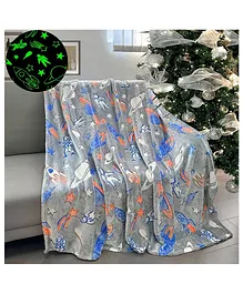 Devico Multipurpose Milestone Blanket and Props Set...