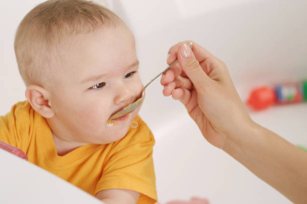 Introducing Solids to Baby